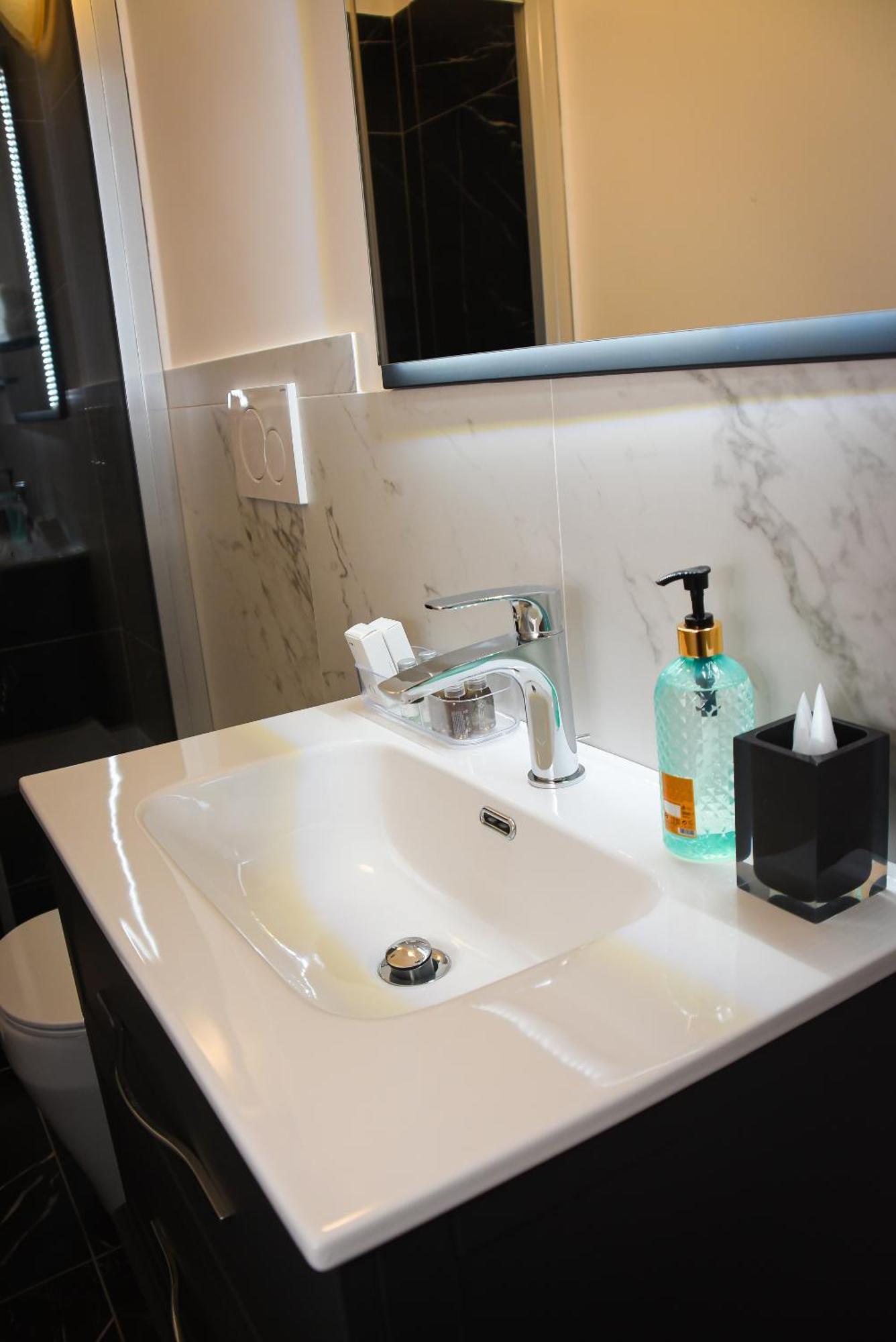 Bq House Colosseum Luxury Bed & Breakfast Rome